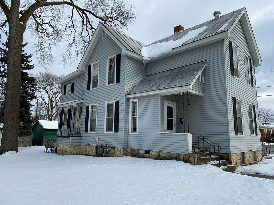 1st image of 1009-1011 King St