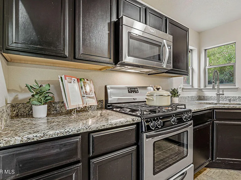11320 Acoma St — Photo 30
