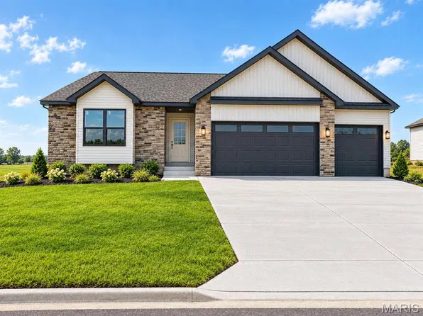 820 Barclay Dr, Farmington, MO 63640