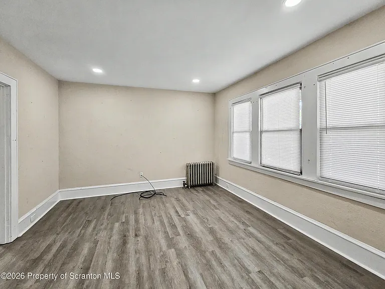 405 Fig St #HOUSE — Photo 6