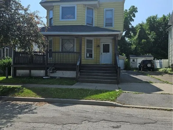 10 Dellinger Ave, Batavia, NY 14020