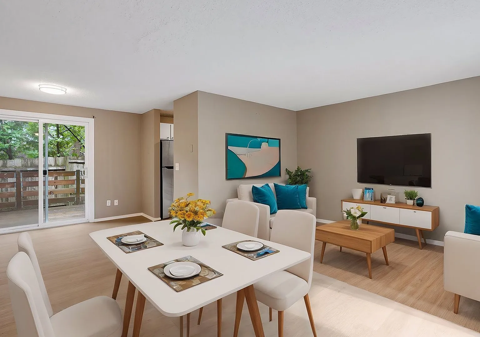 Beautiful West Linn Home with Dual Outdoor Patios, Bright Open Living Spaces & Outdoor Recreation... — Photo 4