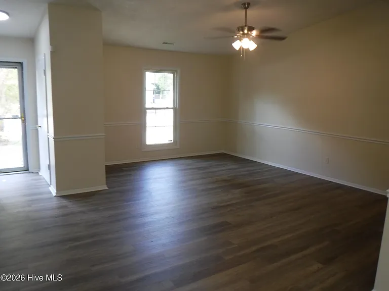 624 Shadowridge Rd — Photo 7