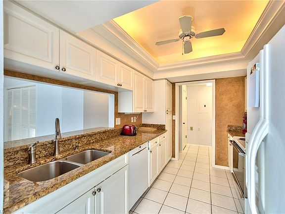 4th image of 797 Willowbrook Dr APT 204