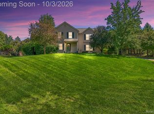 16225 Apple Ln, Linden, MI 48451