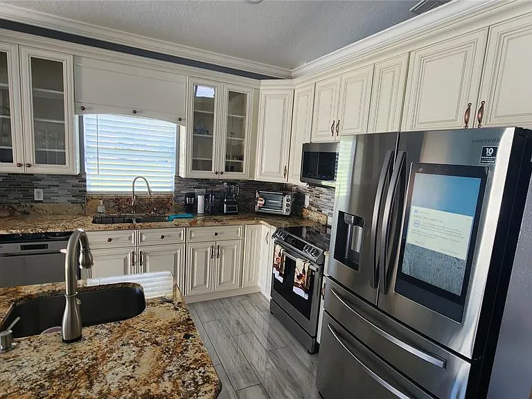 7809 Rex Hill Trl — Photo 9