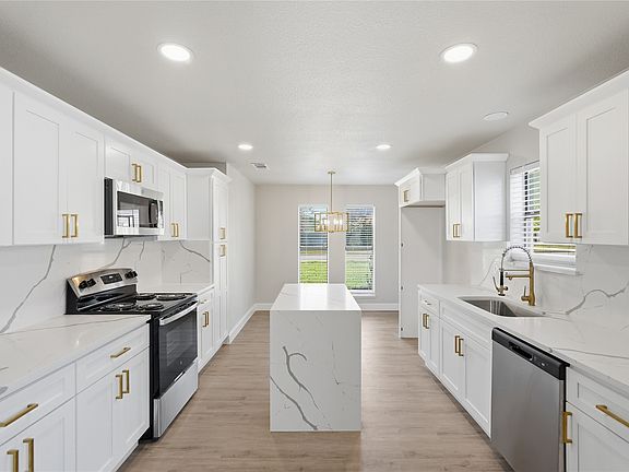5th image of 5514 Round Rock Rd