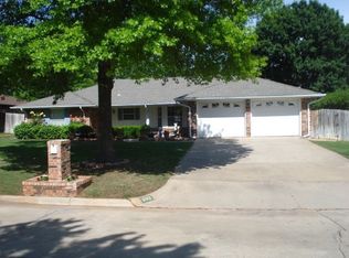 2012 Westbriar Rd, Duncan, OK 73533