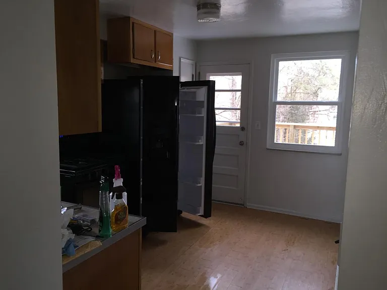 202 William St #2 — Photo 42