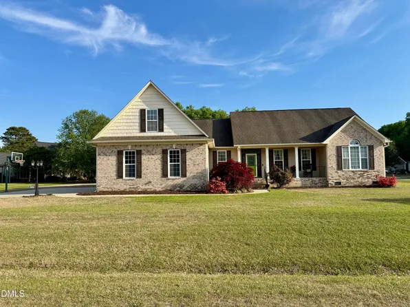 16 Breckenridge Pl, Dunn, NC 28334