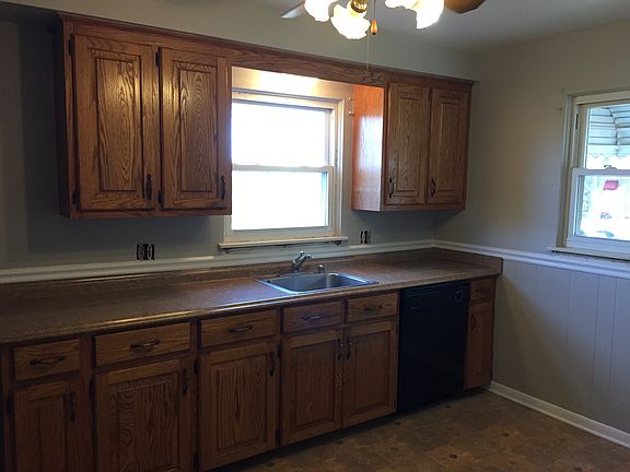 5th image of 12403 Cardwell St