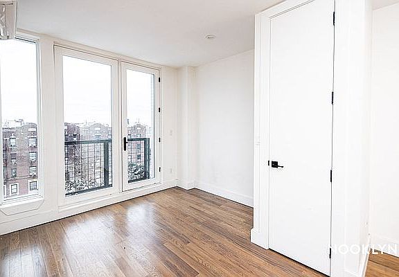 2nd image of 171 Linden Blvd #7C
