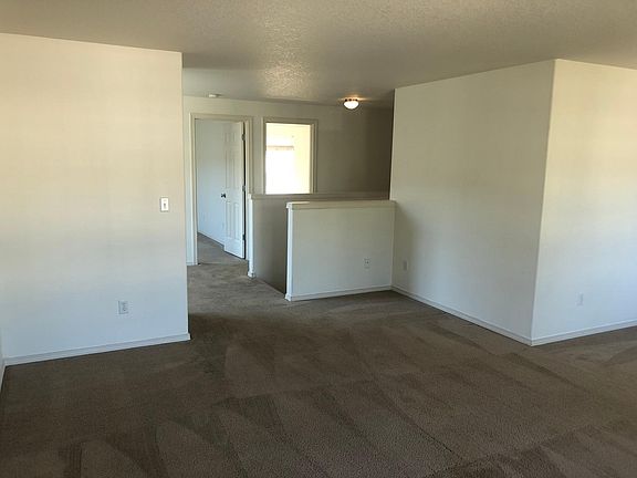 4th image of 13719 NE 65th St