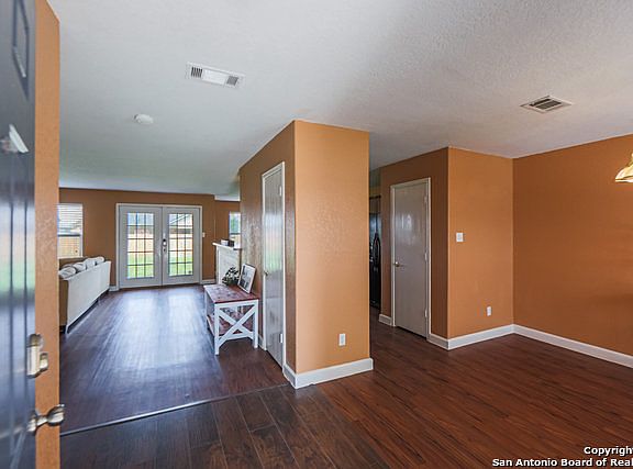 3rd image of 4743 Rosemarys Farm