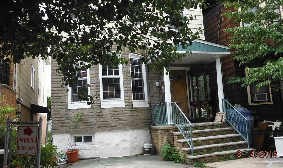 2nd image of 141 74th St