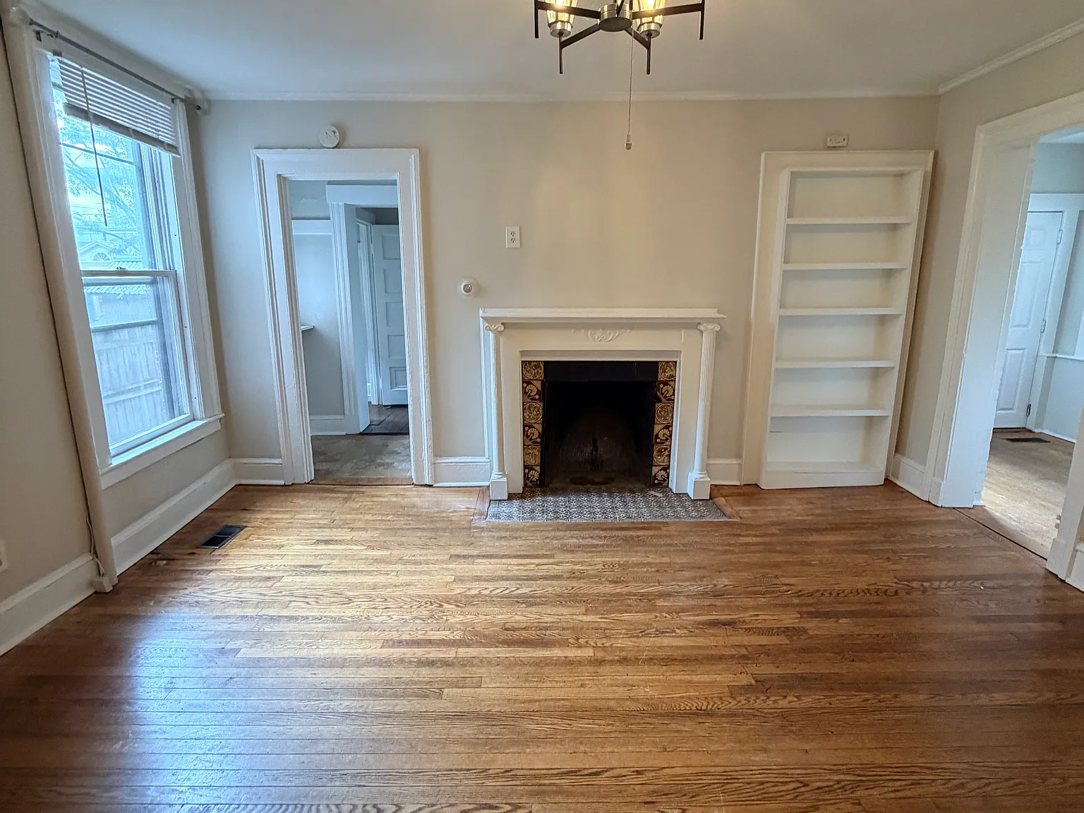 2 bed, 732 sqft, $2,145 — Photo 3