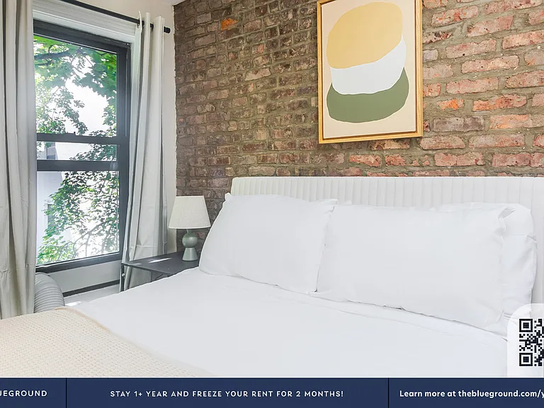 316 W 14th St #24 — Photo 12