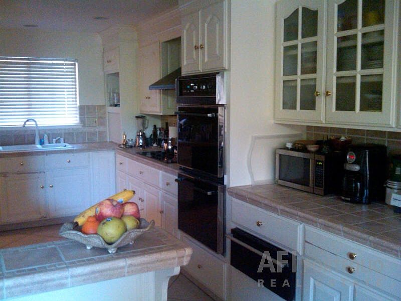 2nd image of 4386 Conejo Dr