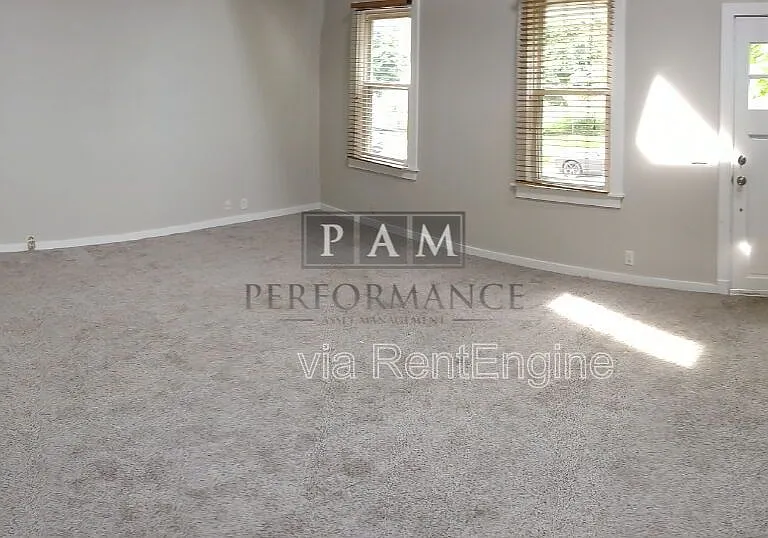 1521 N Jefferson St #A — Photo 2