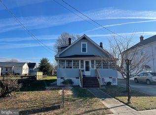 130 N River Dr, Pennsville, NJ 08070