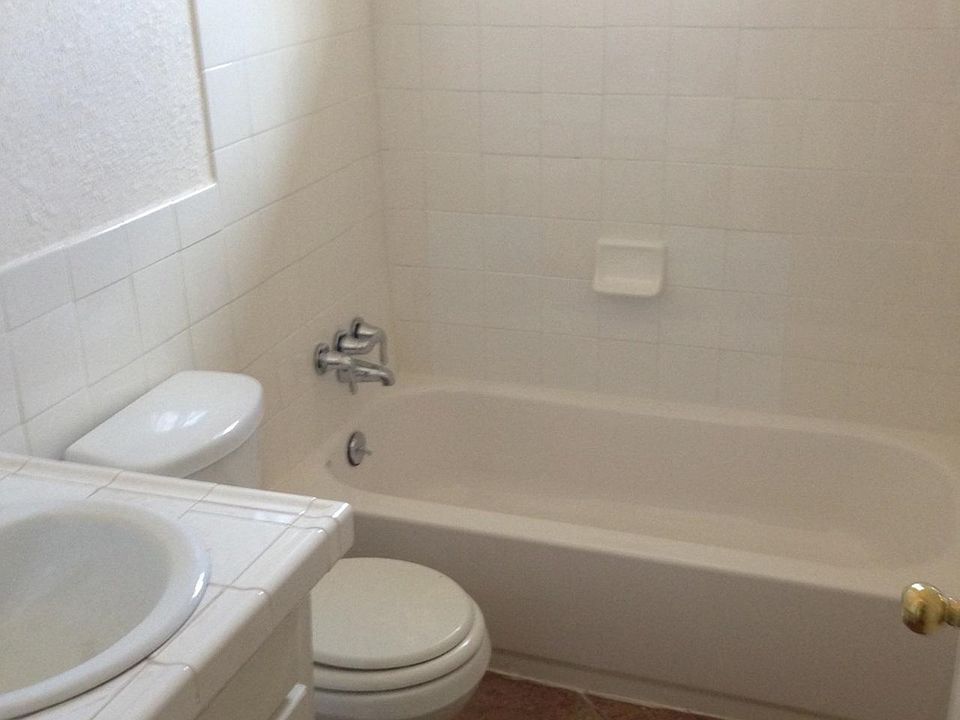 2nd image of 3743 E Dover Sv