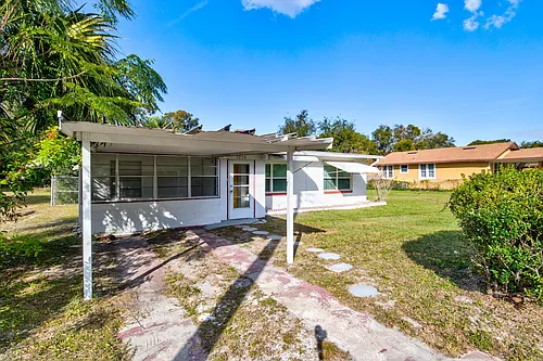 1214 Dunbar St Photo 1