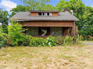76 E Lucius Ave, Youngstown, OH