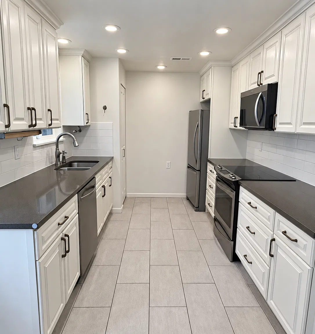 3 bed, 1140 sqft, $3,400 — Photo 3