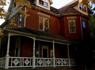 889 N Market St APT 4, Lisbon, OH