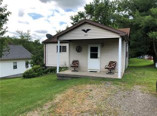 204 Charles St, Langeloth, PA 15054