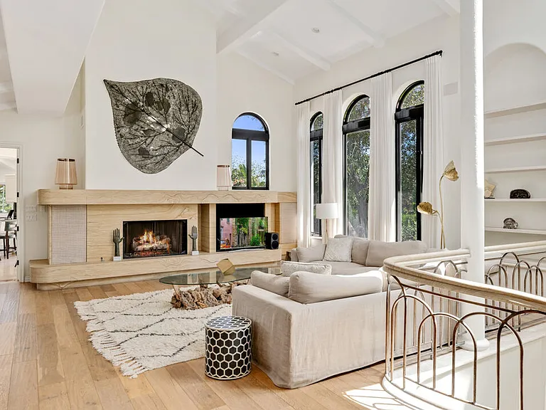 28899 Cliffside Dr — Photo 8