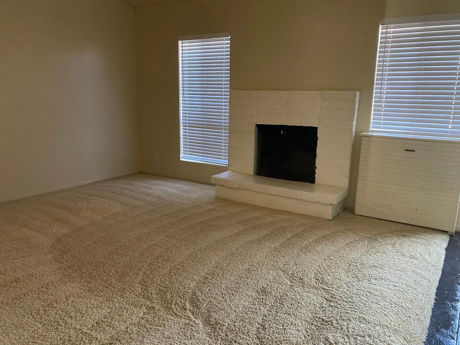 355 W Sierra Ave — Photo 3