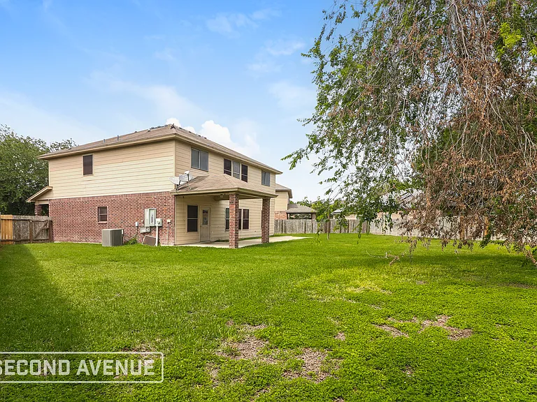 7030 Saar Ct — Photo 23