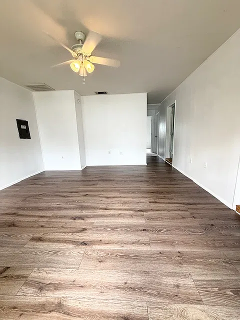 2 bed, 1254 sqft, $2,400 — Photo 4