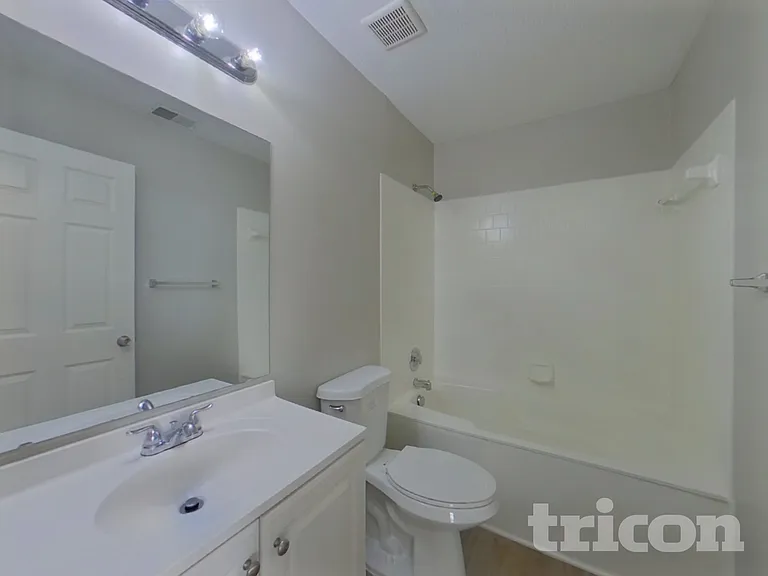 136 Westport Dr — Photo 15
