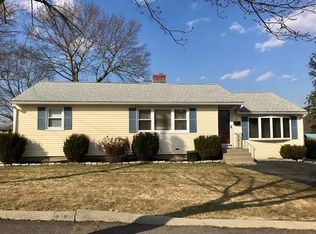 17 Tudor St, Waltham, MA 02451