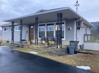 11 Delellas Ln, Port Jervis, NY 12771