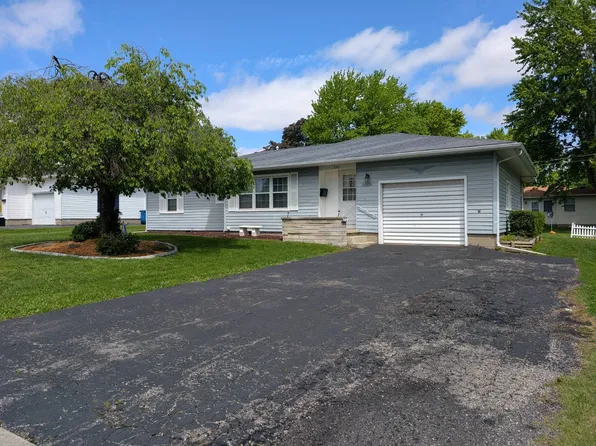 804 W Highland Ave, Robinson, IL 62454