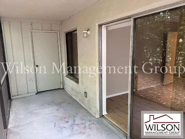 2365 Oak Park Way — Photo 20