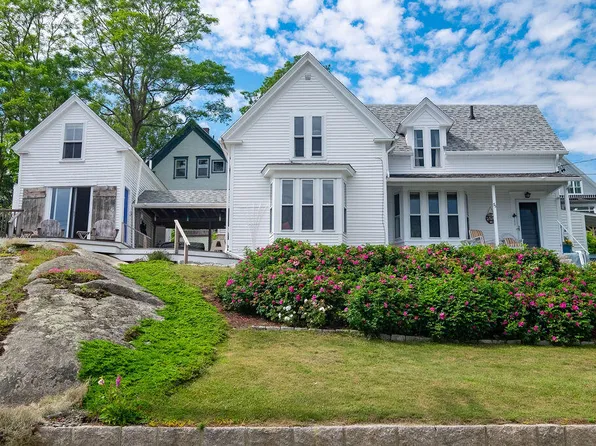 73 W West Main Street, Stonington, ME 04681