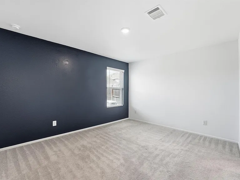 22238 Palladium Dr — Photo 16