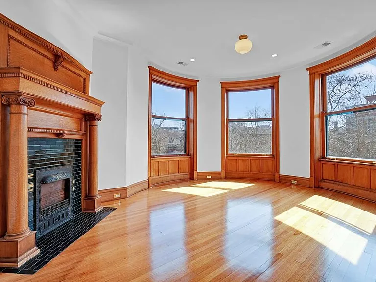 662 W Wellington Ave #3E — Photo 1