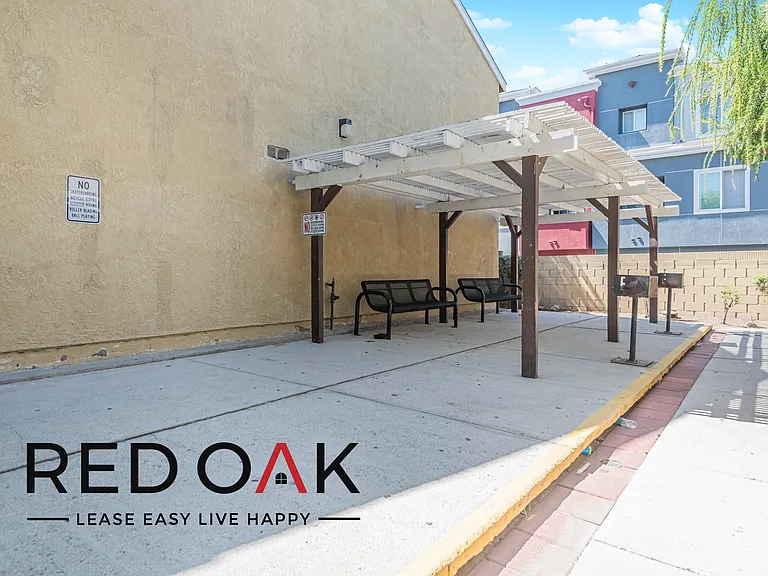 1215 D St #D101 — Photo 20