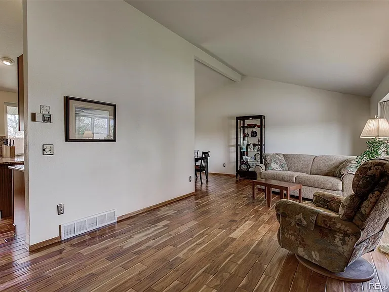 4195 S Sidney Ct — Photo 6