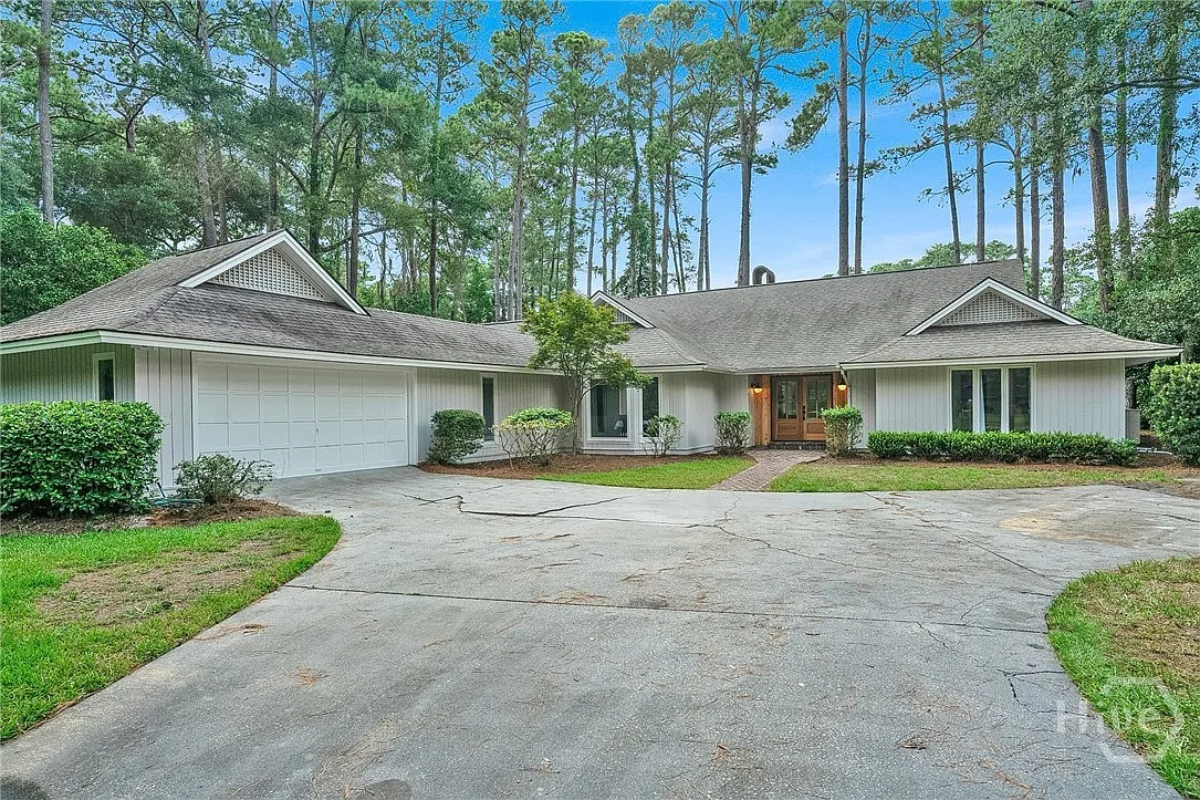 3 bed, 2.5 bath, 2855 sqft, $6,950 — Photo 1