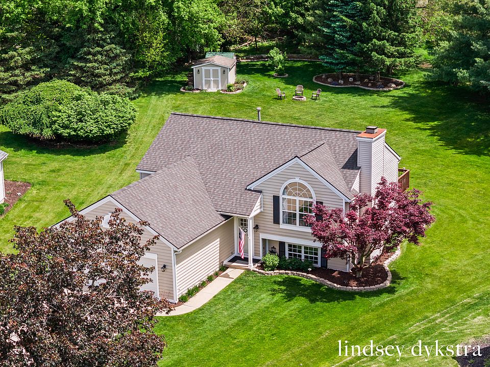 1st image of 2206 Thistledowne Dr NE
