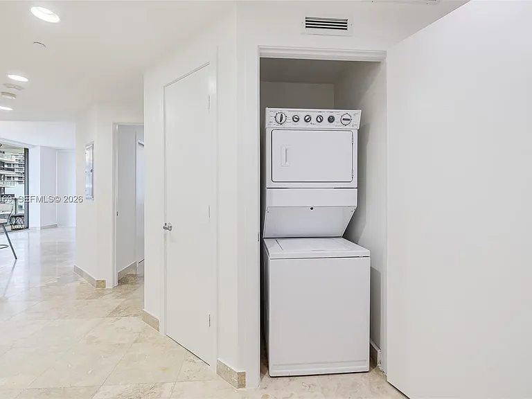 1050 Brickell Ave #2320 — Photo 30
