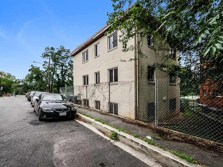 4016 Livingston Rd SE — Photo 33