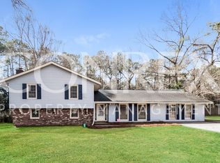 129 Axtell Dr, Summerville, SC 29485