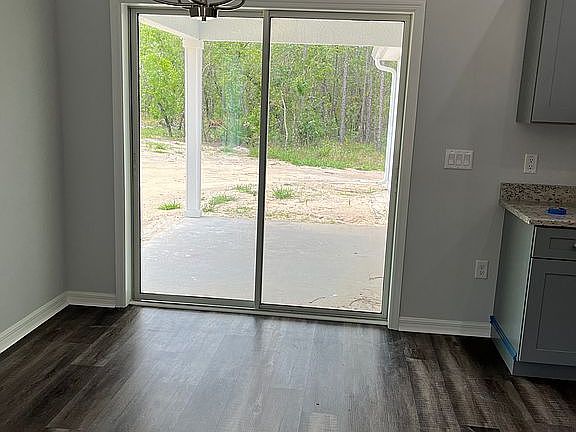 3rd image of 11392 Sandpiper Ave